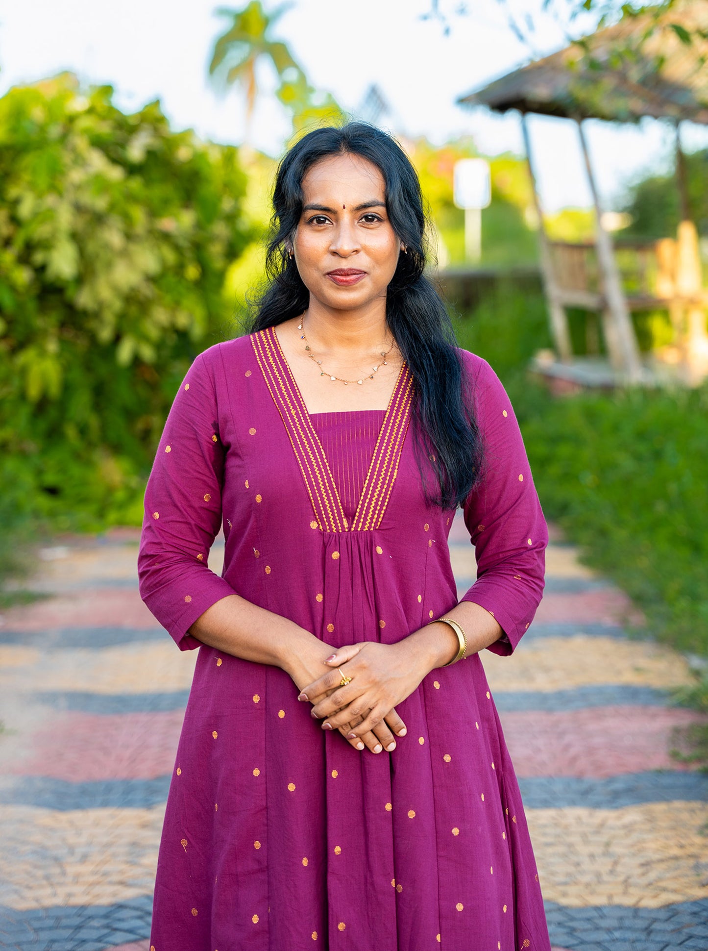 close up of handloom pattern on handloom cotton fabric — Ariyaa