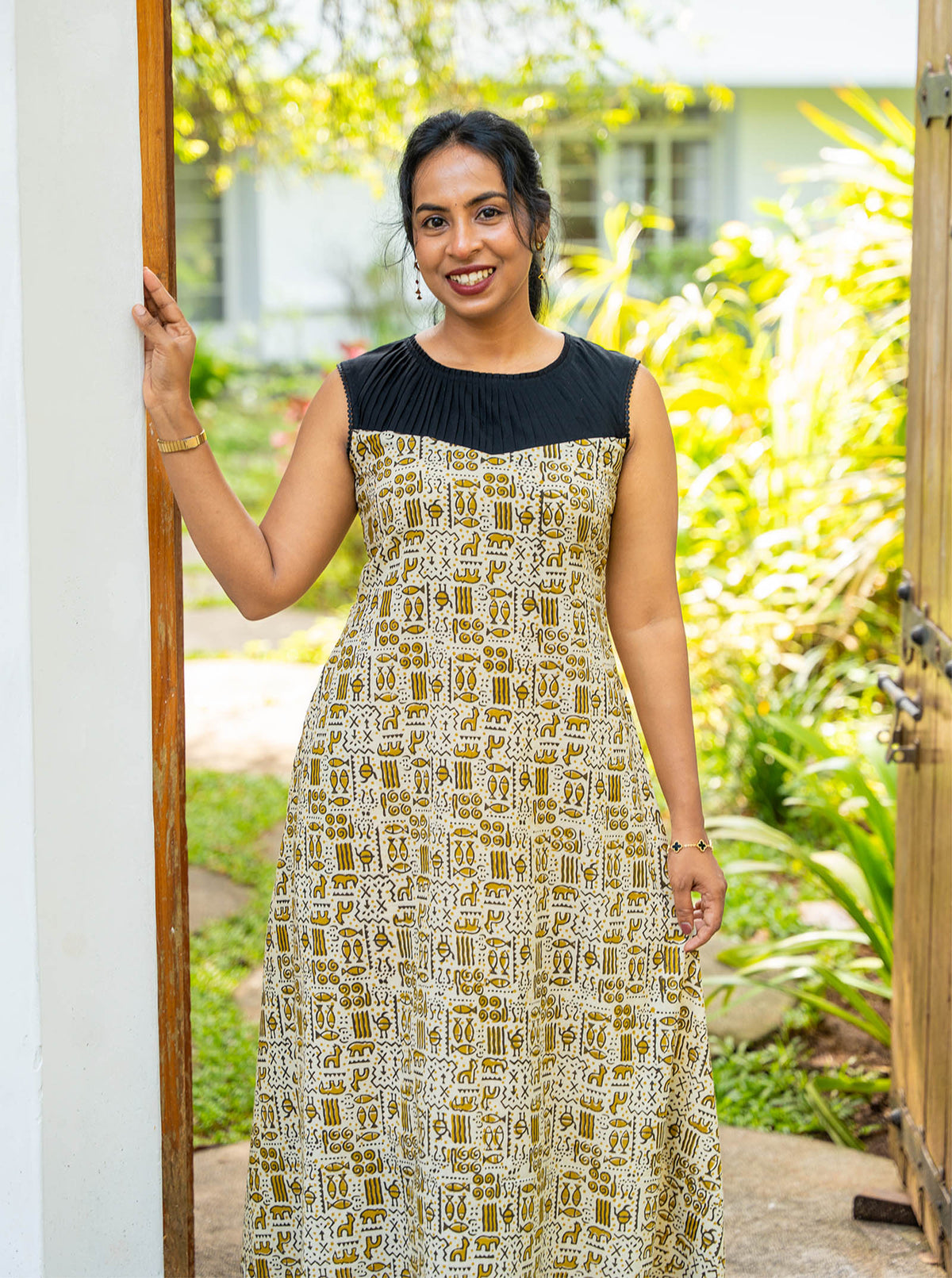 Black desert - Sandal Block Print Sleeveless A-Line Kurti