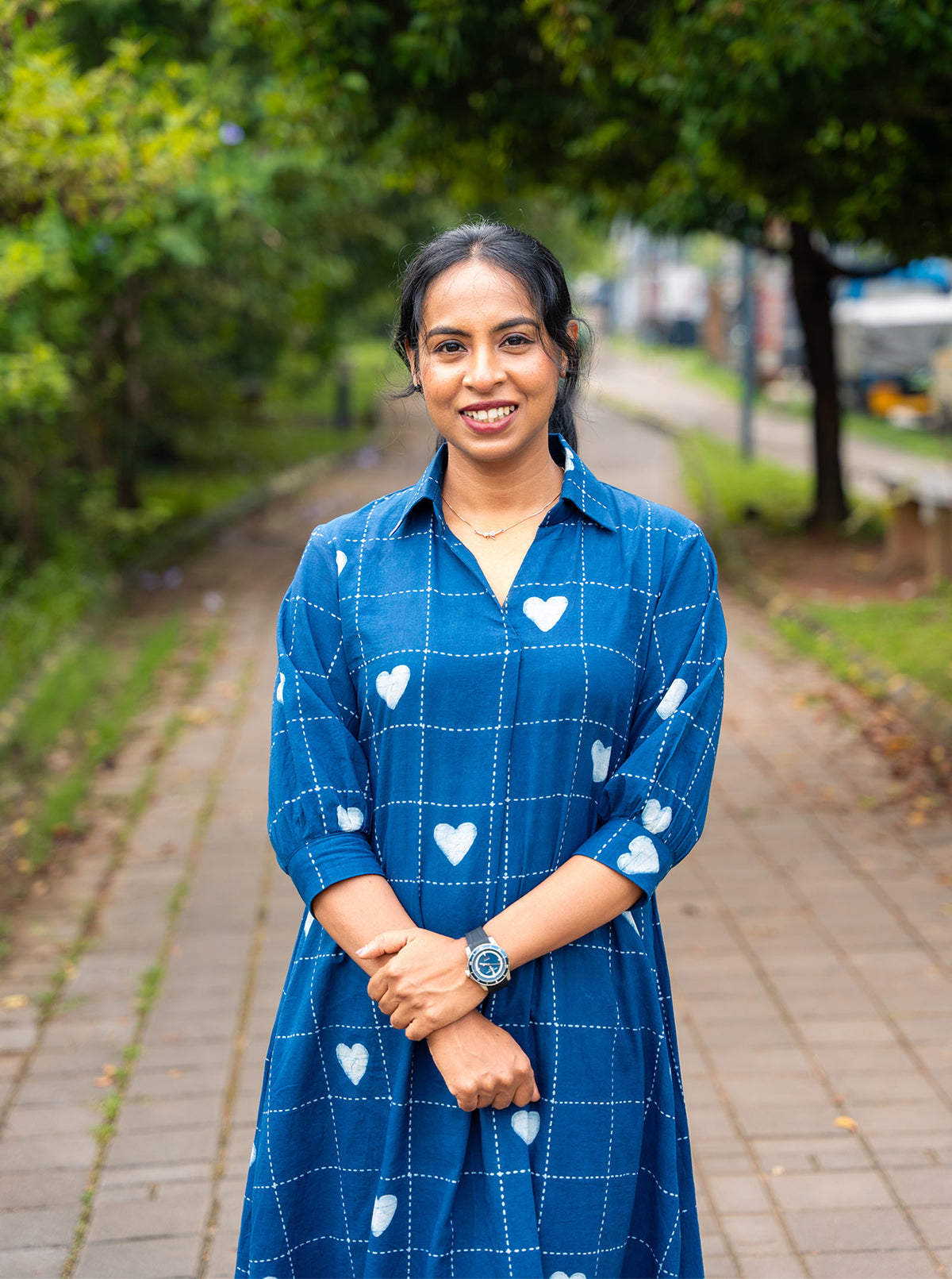 Side view of Indilove indigo shirt dress showing relaxed fit and side slit - Ariyaa