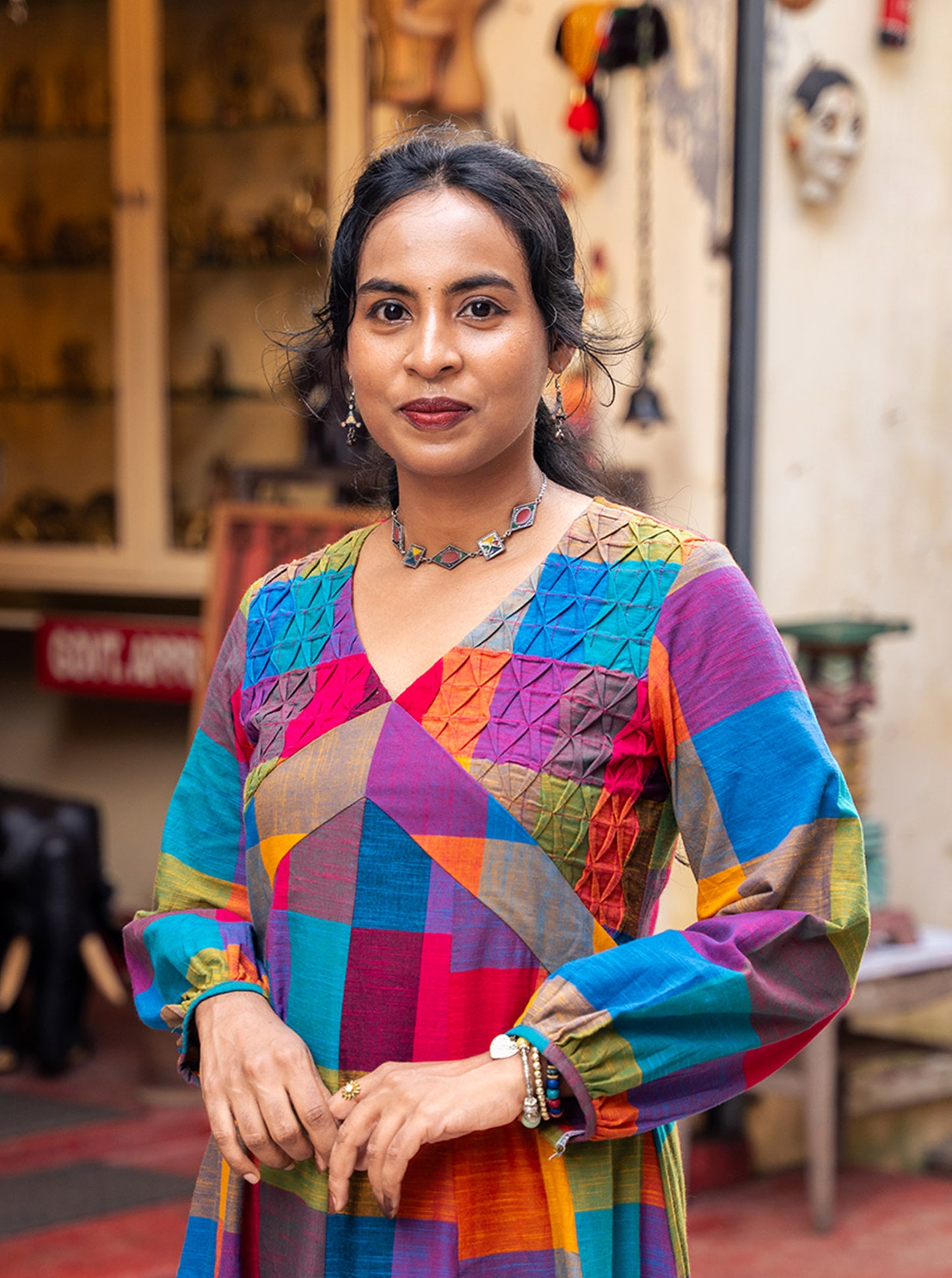 v neck and full sleeve detail of Madras Kattam kurti - Ariyaa