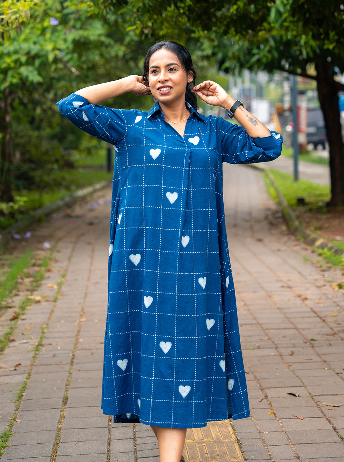 Close-up of collar neckline and heart motifs on indigo hand block print dress - Ariyaa