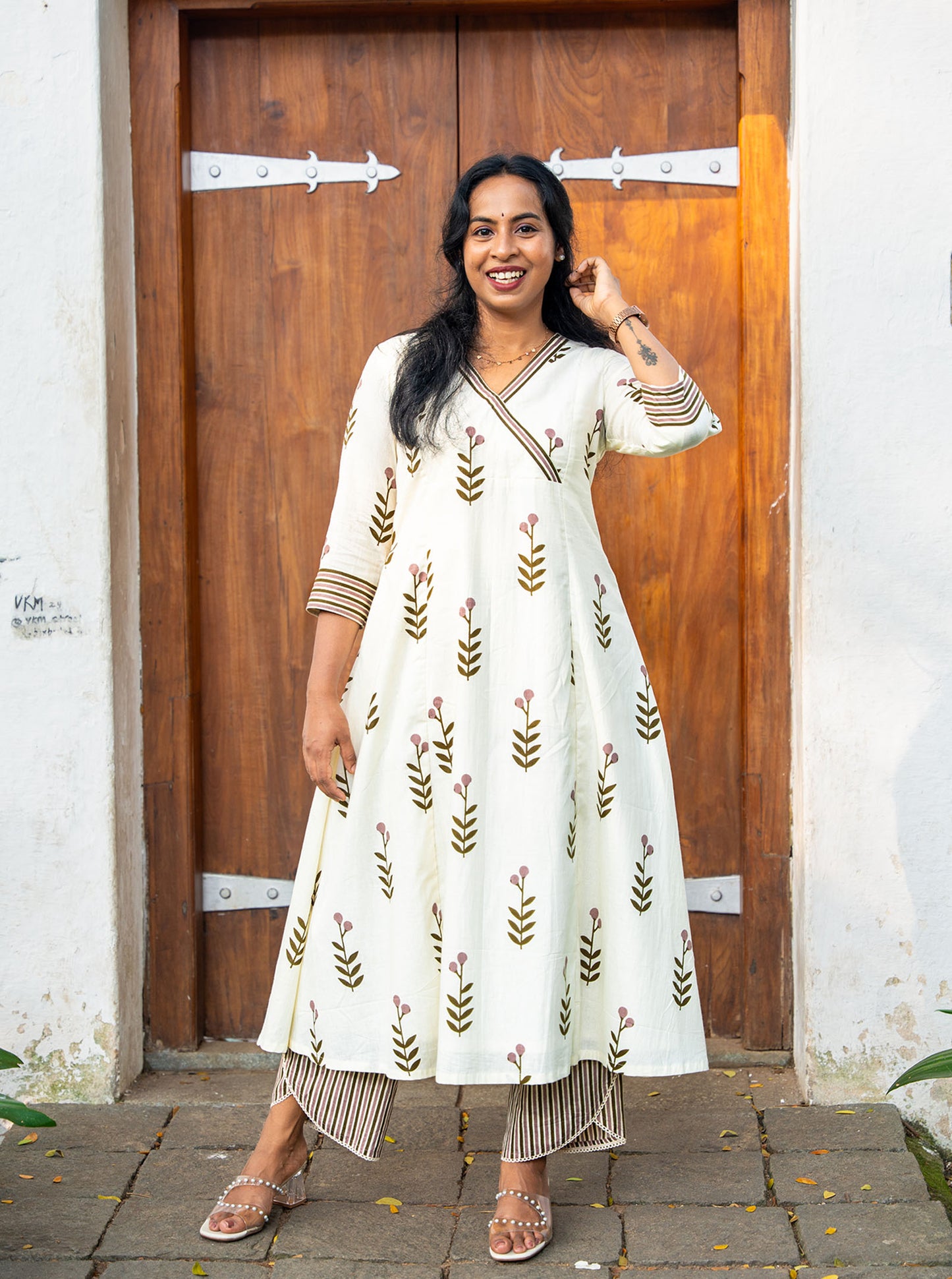 Cream 3 panel aline co-ord set side profile view — Ariyaa