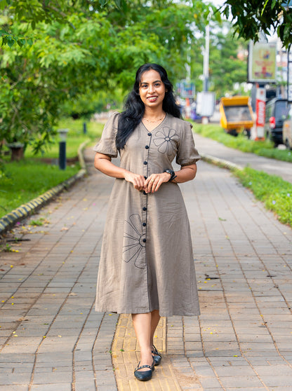 Grey a-line kurti side profile view — Ariyaa