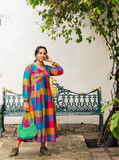 Full length view of 47 inch Madras Kattam kurti in handloom cotton checks